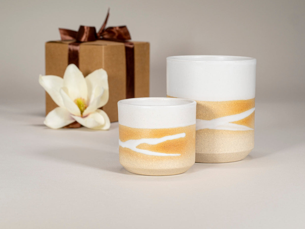 Gift Set: 14 oz cup and 5.5 oz cup in Sandy White with Trailing Stoneware